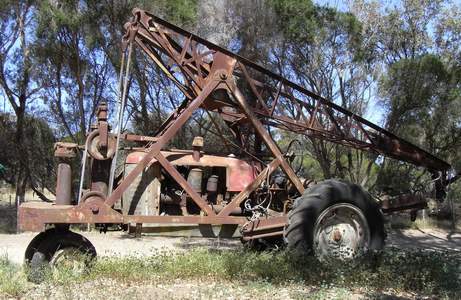 Massey Harris Crane